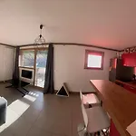 Les 7 Laux Immobilier E Διαμέρισμα *