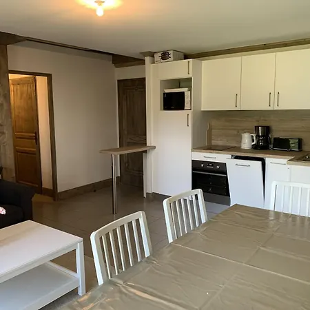 Les 7 Laux Immobilier E * Прапутель